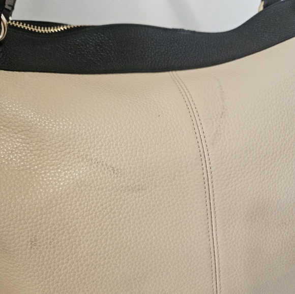 Like New!Coach beige/Black Pebbled Leather Tote Bag - Picture 10 of 12